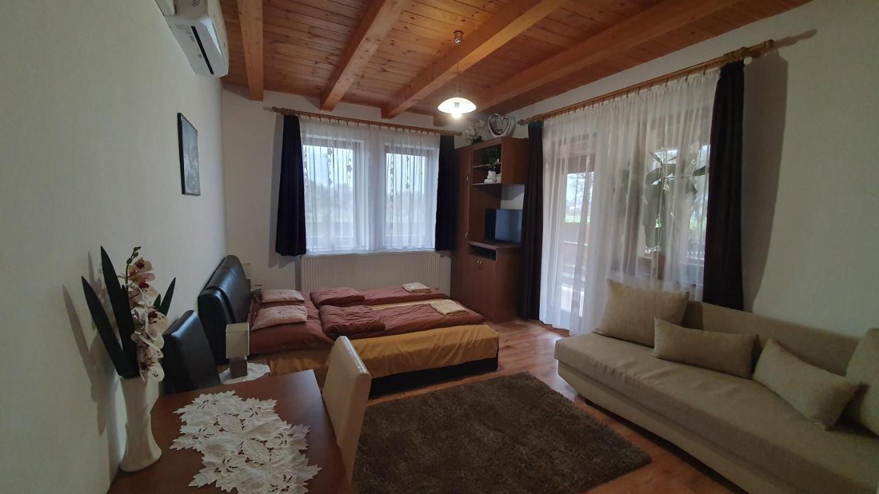 Kekszilva Vendeghaz Hotel Pap Luaran gambar
