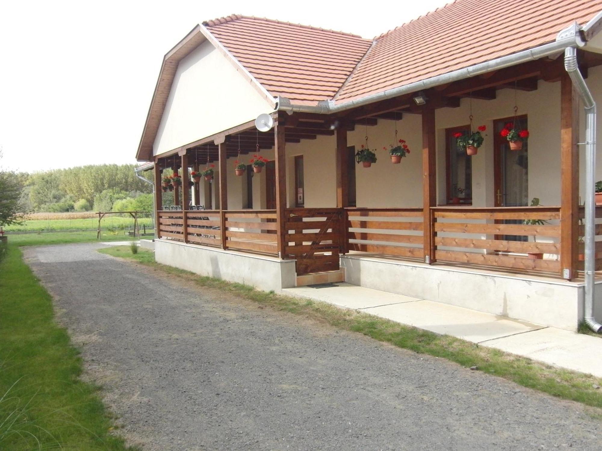 Kekszilva Vendeghaz Hotel Pap Luaran gambar